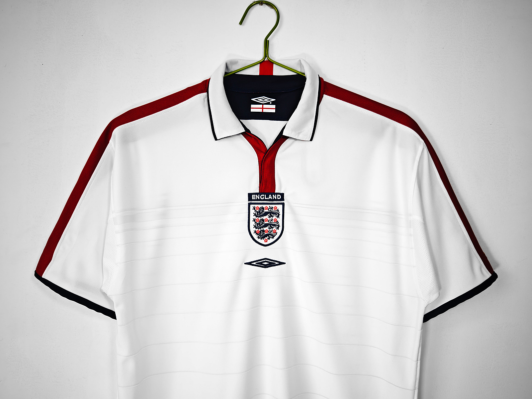 Inglaterra 2004 (Home Kit) 2