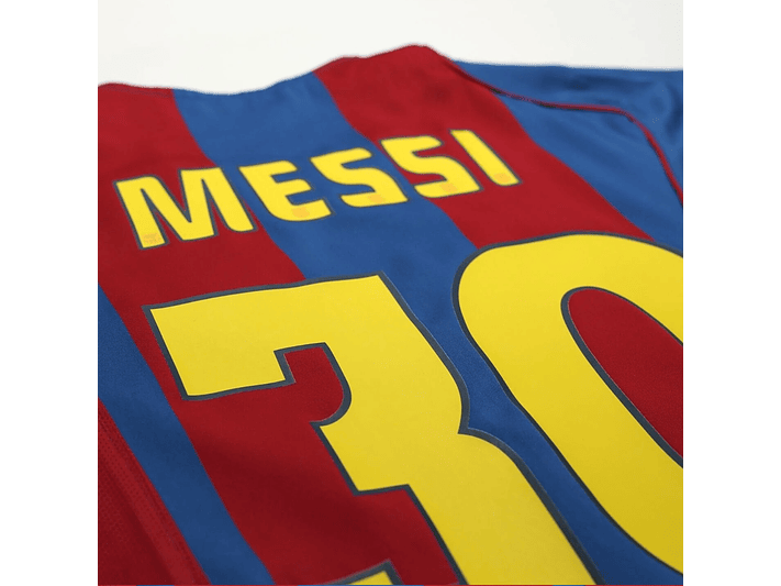 Barcelona 2004/05 (Home Kit) 5