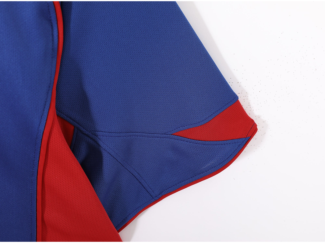 Barcelona 2004/05 (Home Kit) 7