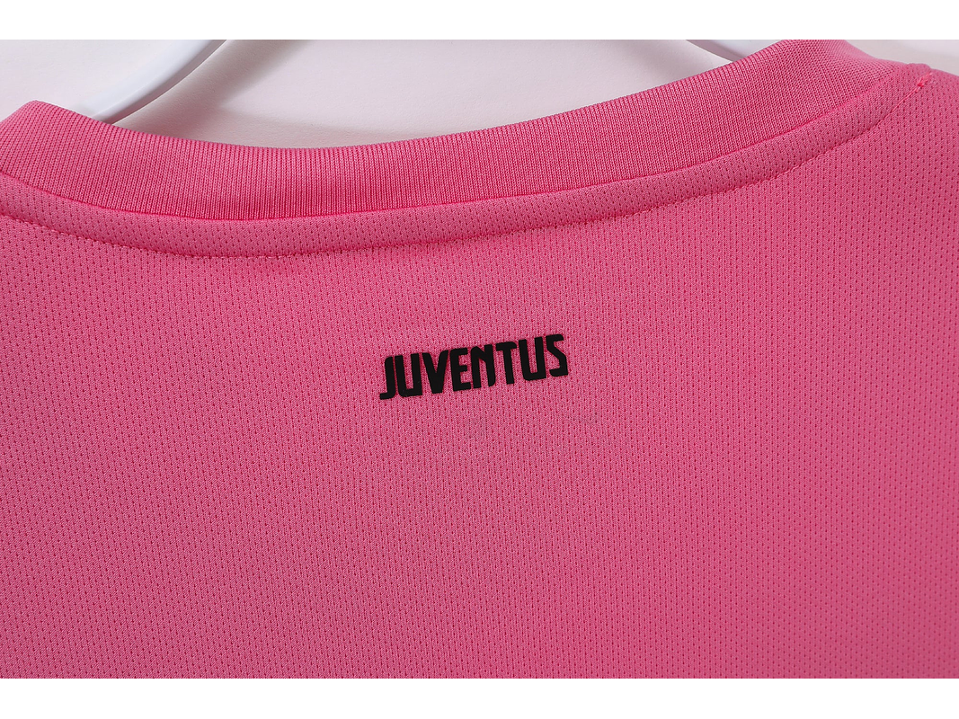 Juventus 2011/12 (Away Kit) 8