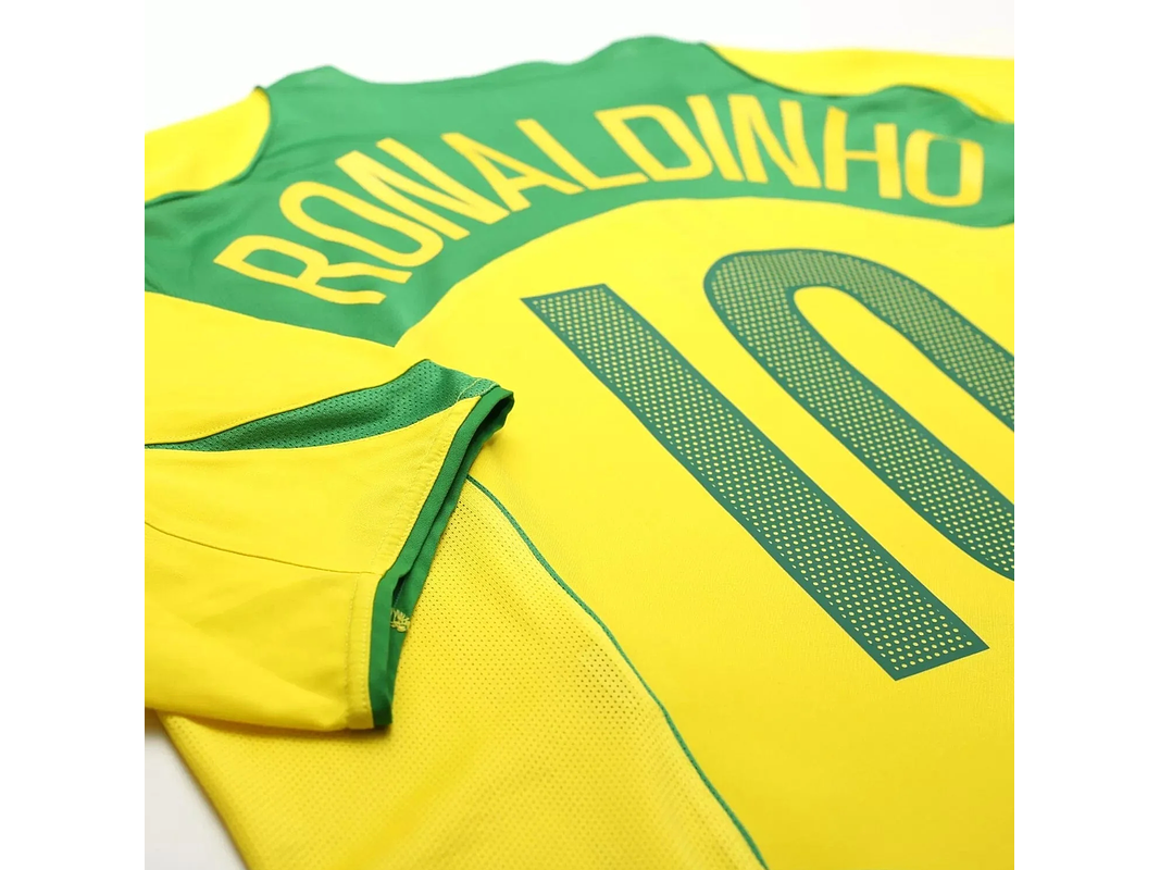 Brasil 2004/06 (Home Kit) 7