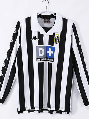 Juventus 1999/00 (Home Kit - Long Sleeve)
