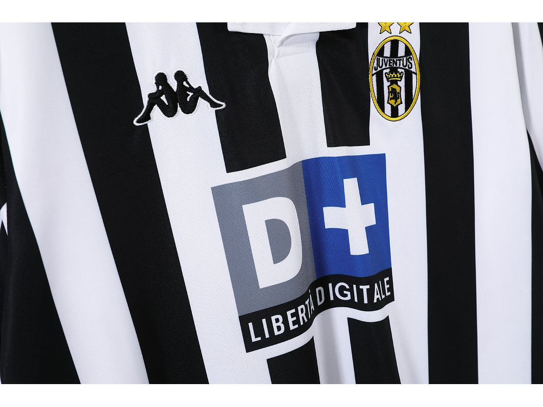 Juventus 1999/00 (Home Kit - Long Sleeve) 3