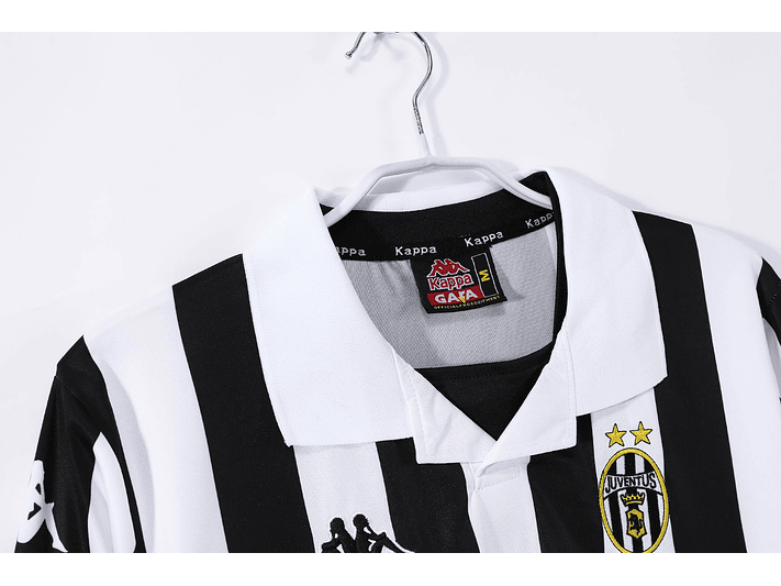 Juventus 1999/00 (Home Kit - Long Sleeve) 4