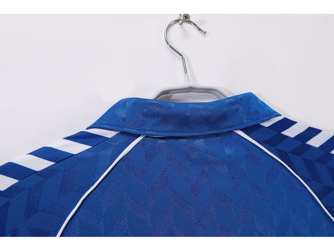 Real Madrid 1986/87 (Away Kit) 4