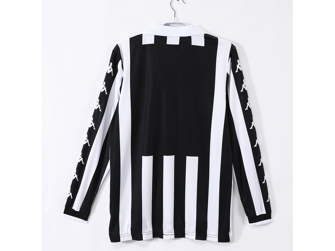 Juventus 1999/00 (Home Kit - Long Sleeve) 5