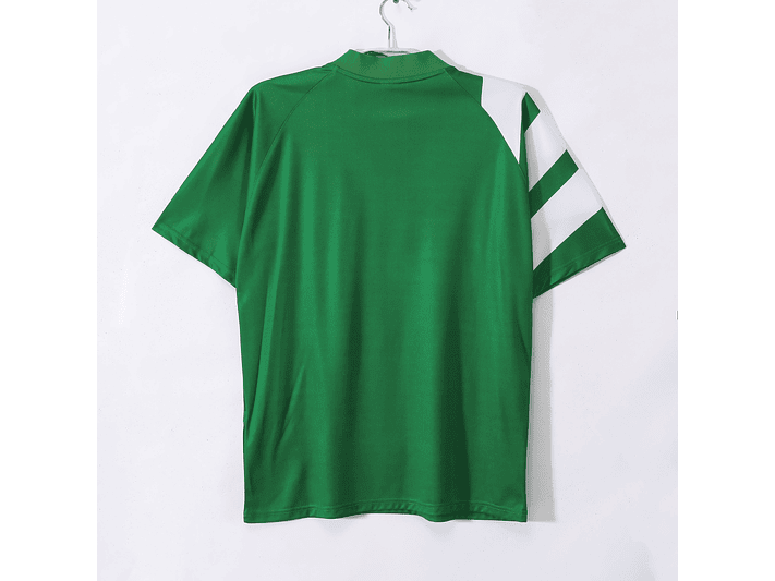 Liverpool 1991/92 (Away Kit) 6