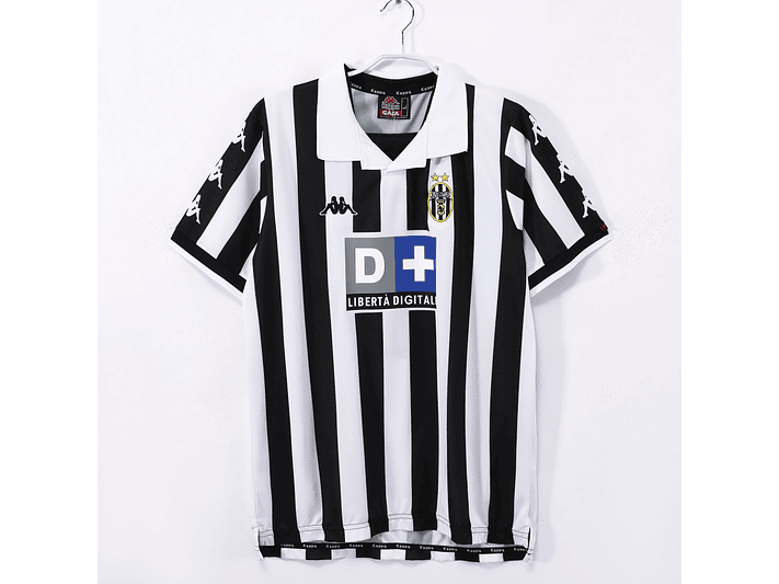 Juventus 1999/00 (Home Kit) 1