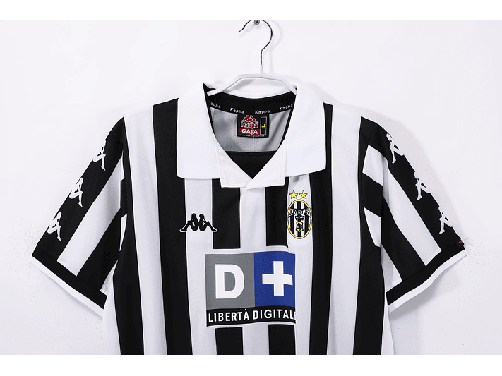 Juventus 1999/00 (Home Kit) 2