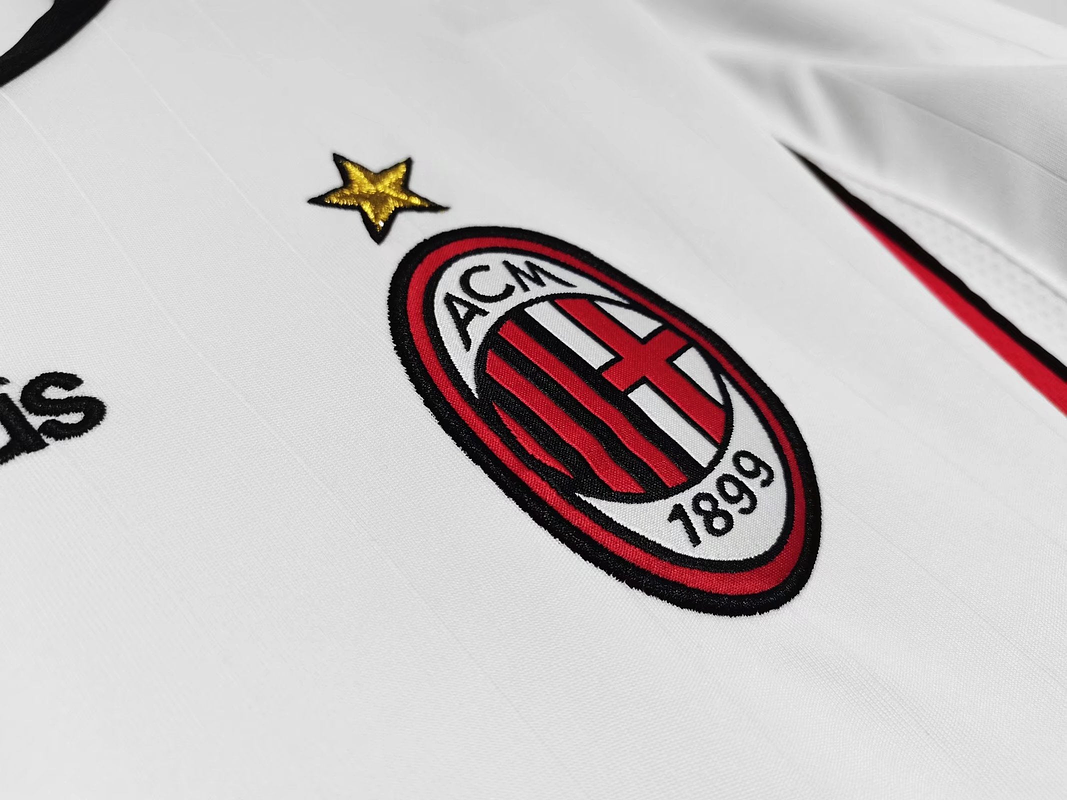 AC Milan 2006/07 (Away Kit- Long Sleeve) 3