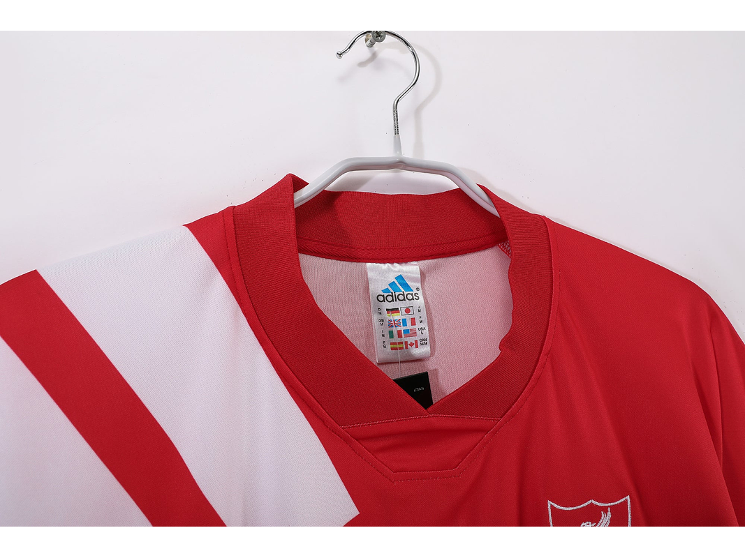 Liverpool 1991/92 (Home Kit) 3