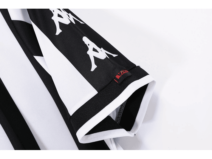 Juventus 1999/00 (Home Kit) 4