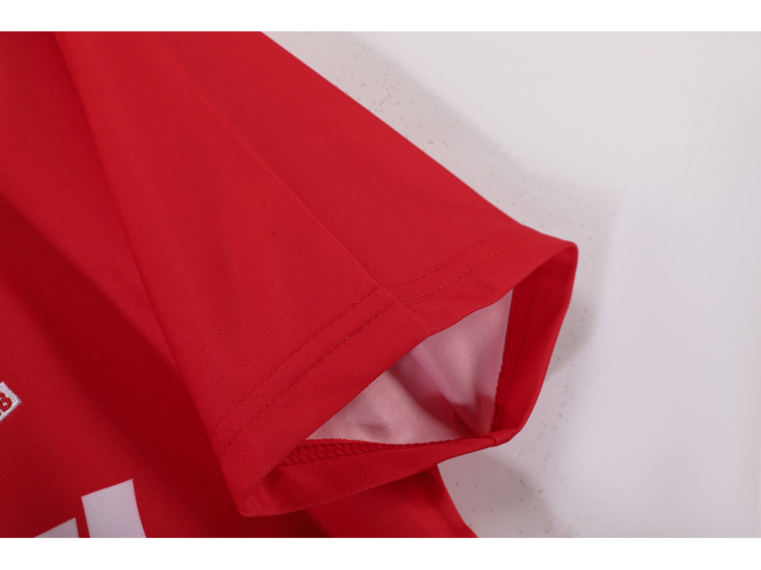 Liverpool 1991/92 (Home Kit) 4