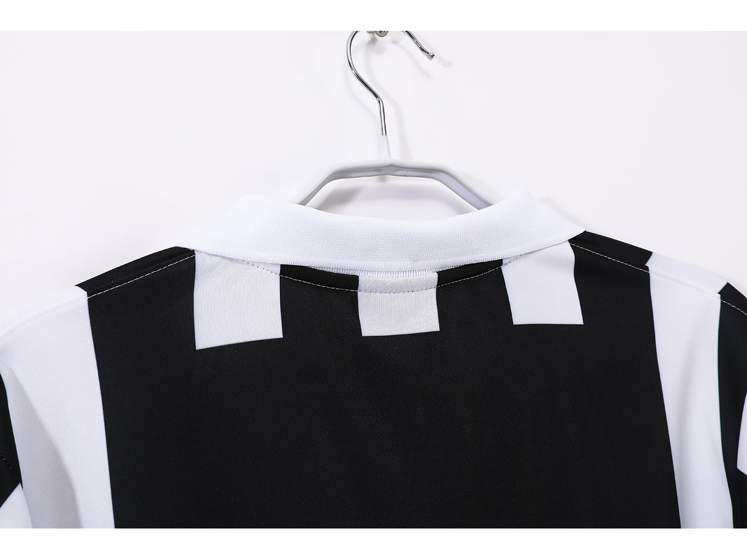 Juventus 1999/00 (Home Kit) 5