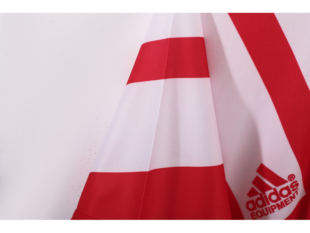 Liverpool 1991/92 (Home Kit) 7