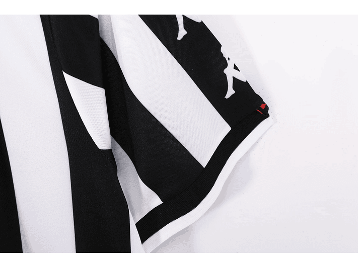 Juventus 1999/00 (Home Kit) 8