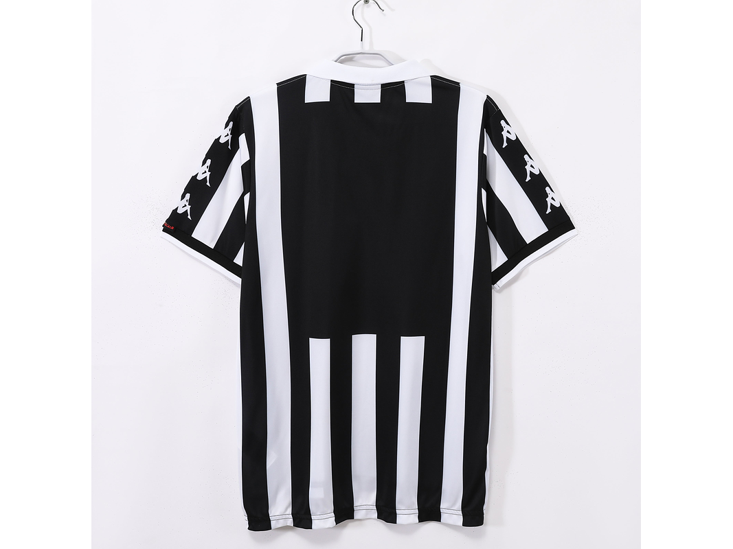 Juventus 1999/00 (Home Kit) 9