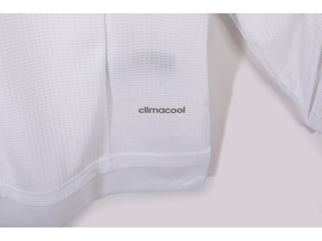 Real Madrid 2015/16 (Home Kit – Long Sleeve) 4