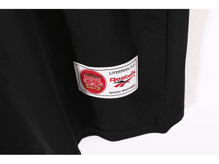 Liverpool 1996/97 (Away Kit) 3