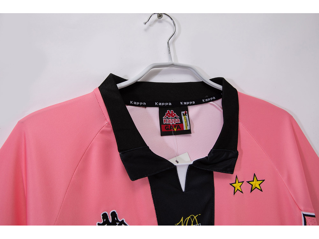 Juventus 1997/98 (Away Kit) 4