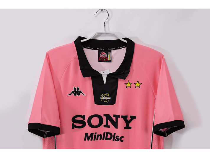 Juventus 1997/98 (Away Kit) 5