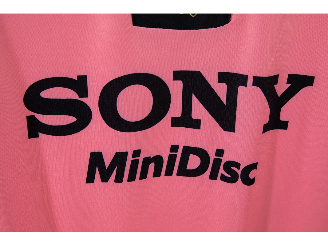 Juventus 1997/98 (Away Kit) 7