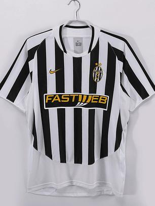Juventus 2003/04 (Home Kit)