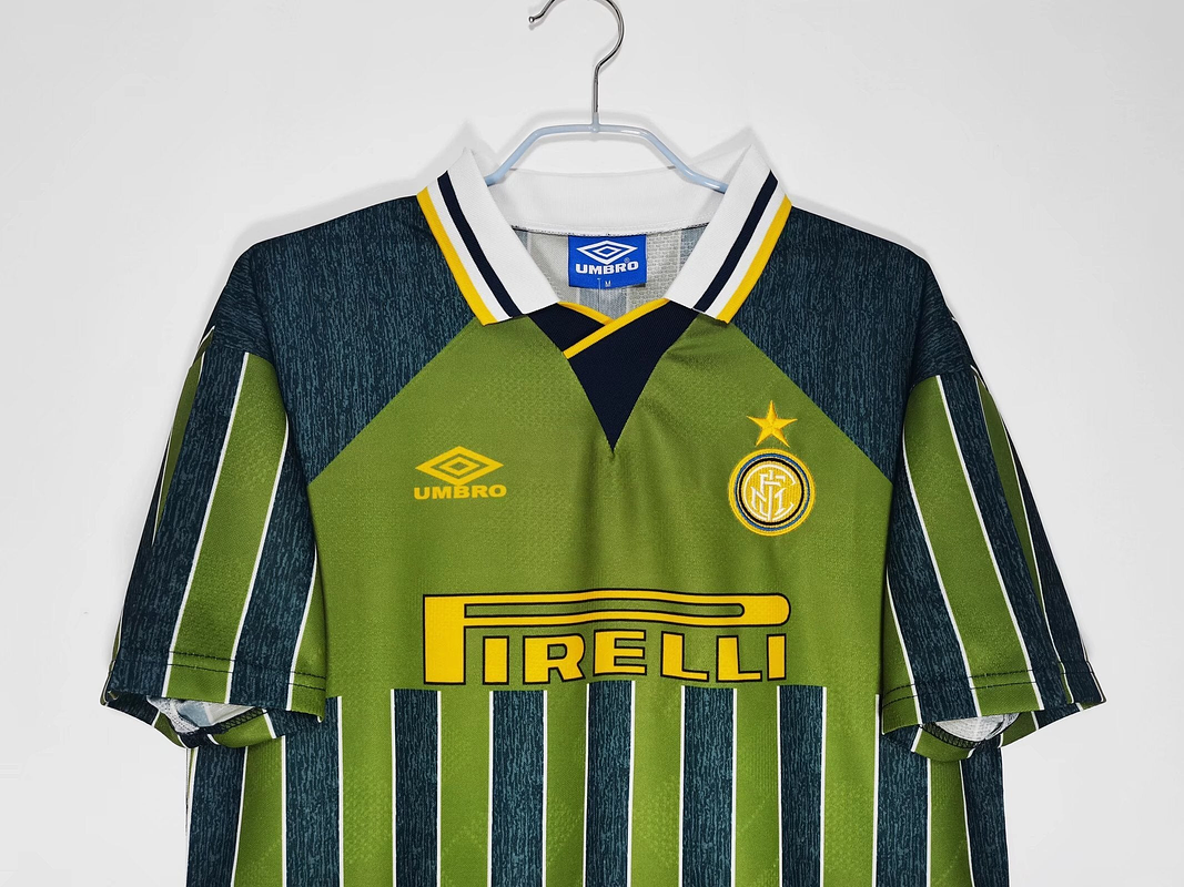 Inter de Milán 1995/96 (Third Kit) 9