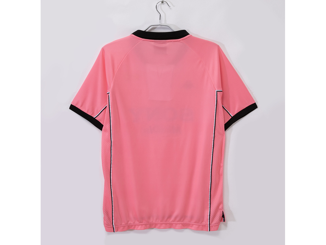 Juventus 1997/98 (Away Kit) 9