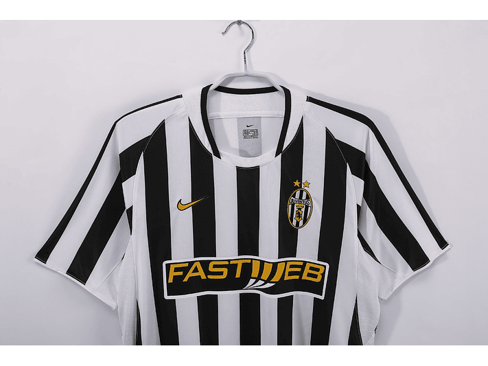 Juventus 2003/04 (Home Kit) 2