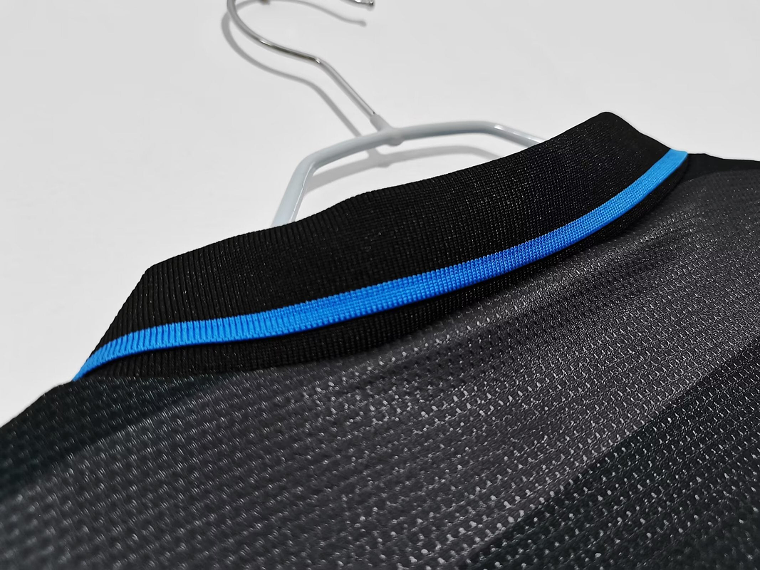 Inter de Milán 1997/98 (Third Kit) 4