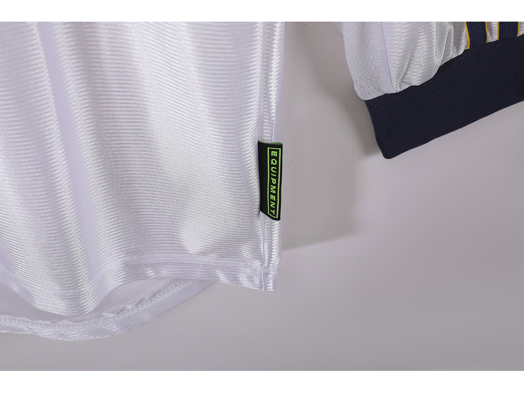 Real Madrid 1998/00 (Home Kit – Long Sleeve) 9