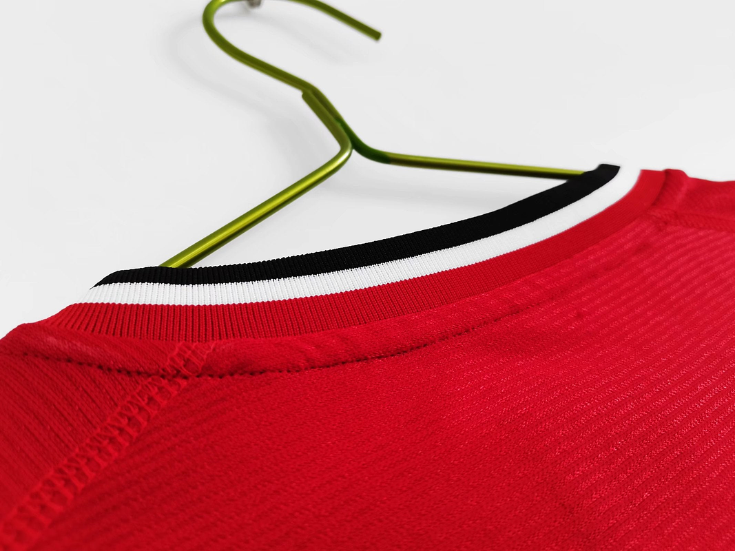 Manchester United 2000/2002 (Home Kit) 7