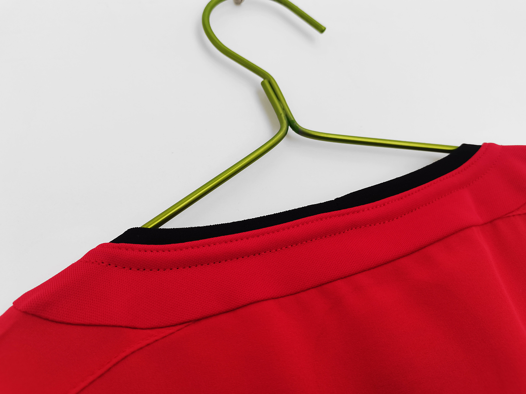 Manchester United 2002/2004 (Home Kit) 7