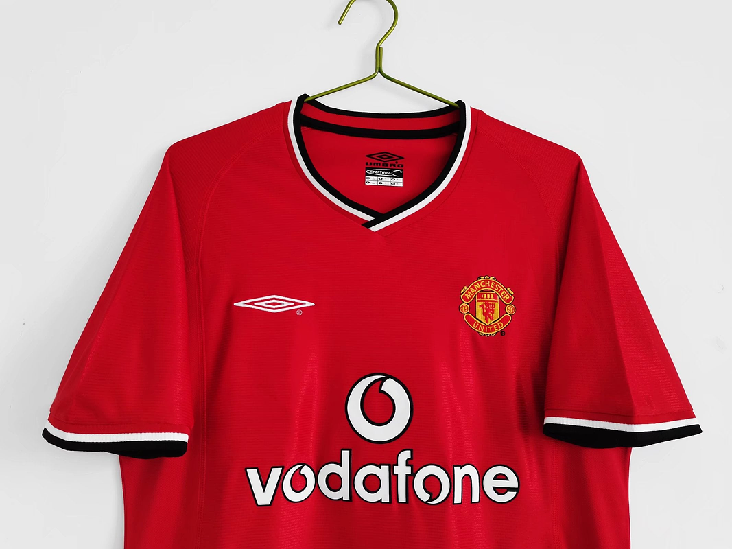 Manchester United 2000/2002 (Home Kit) 8