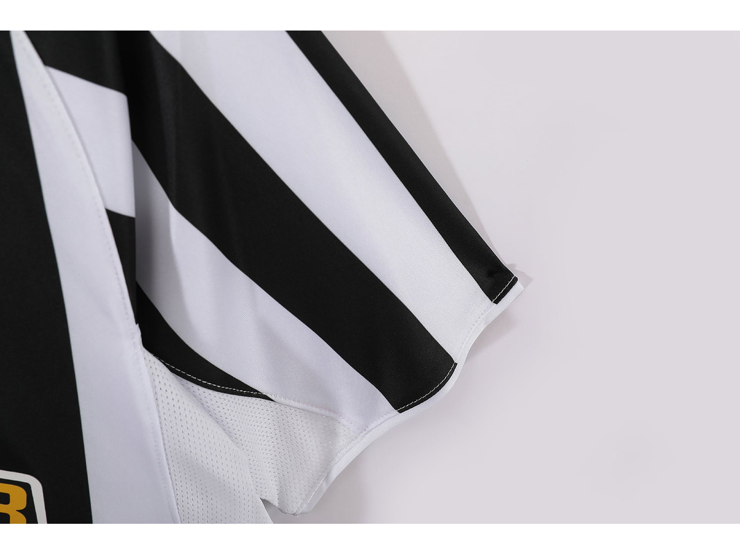 Juventus 2003/04 (Home Kit) 5