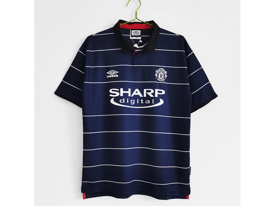Manchester United 1999/2000 (Third Kit) 1