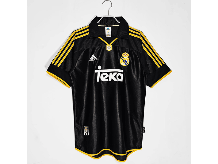 Real Madrid 1999/01 (Away Kit) 1