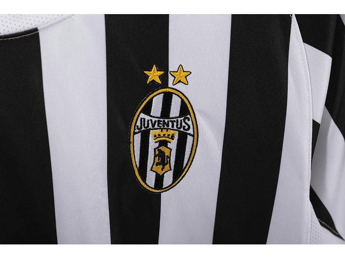 Juventus 2003/04 (Home Kit) 6