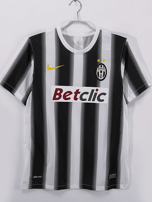 Juventus 2011/12 (Home Kit)