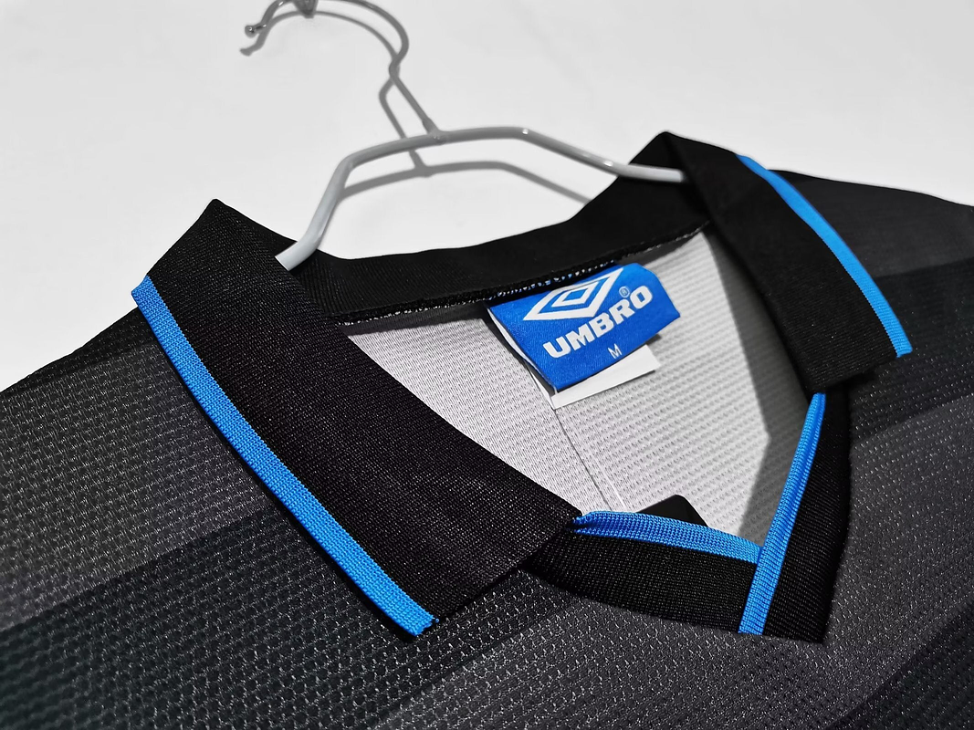 Inter de Milán 1997/98 (Third Kit) 10