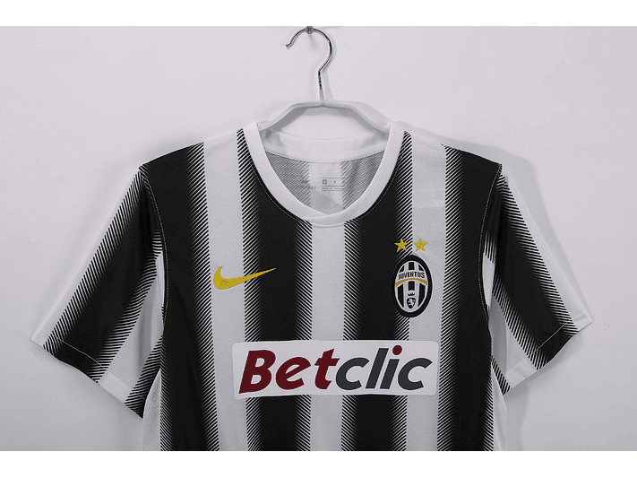 Juventus 2011/12 (Home Kit) 2