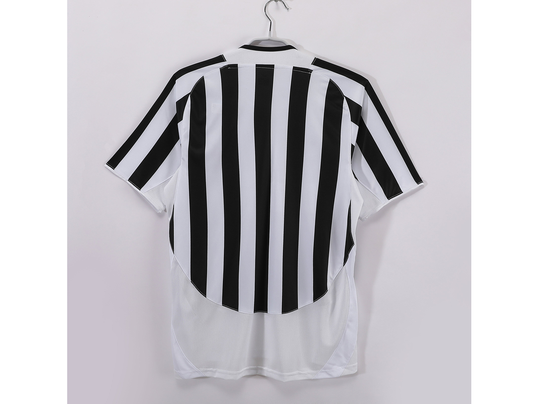 Juventus 2003/04 (Home Kit) 10