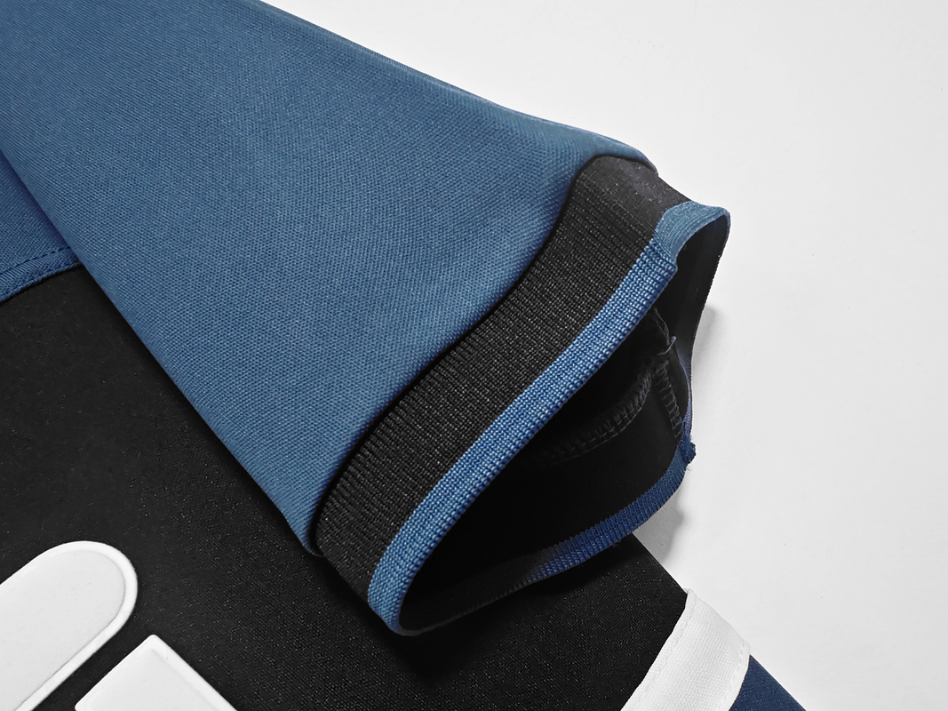 Inter de Milán 1998/99 (Third Kit) 4