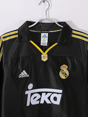 Real Madrid 1999/01 (Away Kit – Long Sleeve)