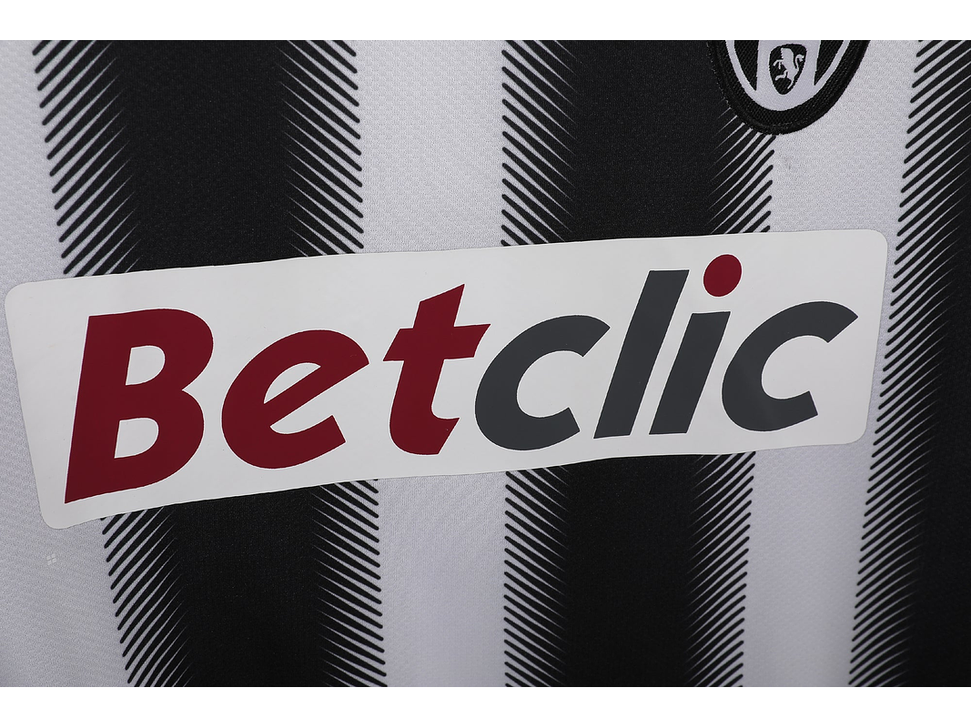 Juventus 2011/12 (Home Kit) 11
