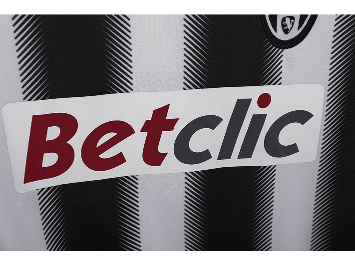 Juventus 2011/12 (Home Kit) 11