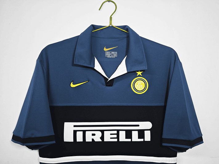 Inter de Milán 1998/99 (Third Kit) 10