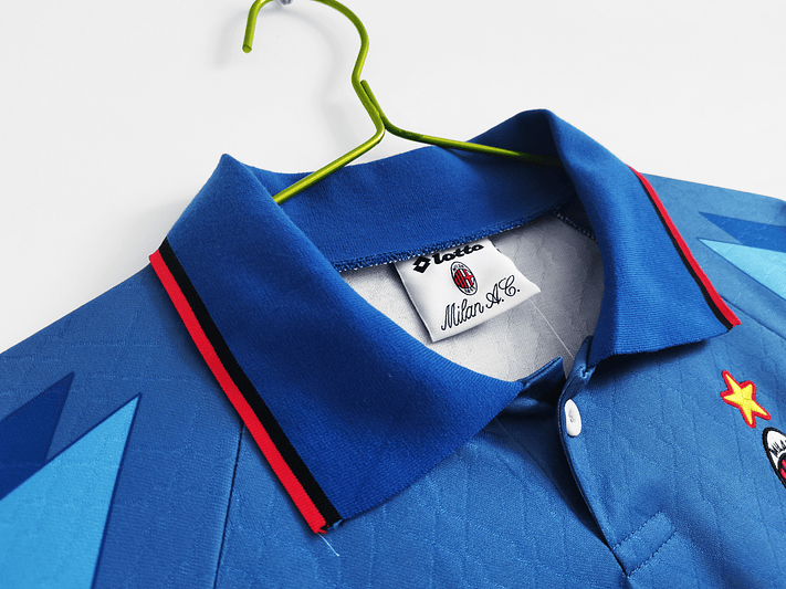 AC Milan 1995/96 (Third Kit) 7