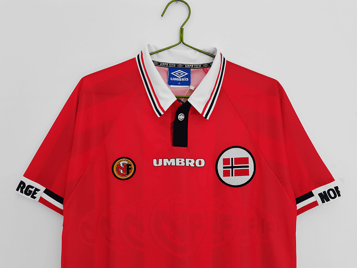 Noruega 1998/99 (Home Kit) 2